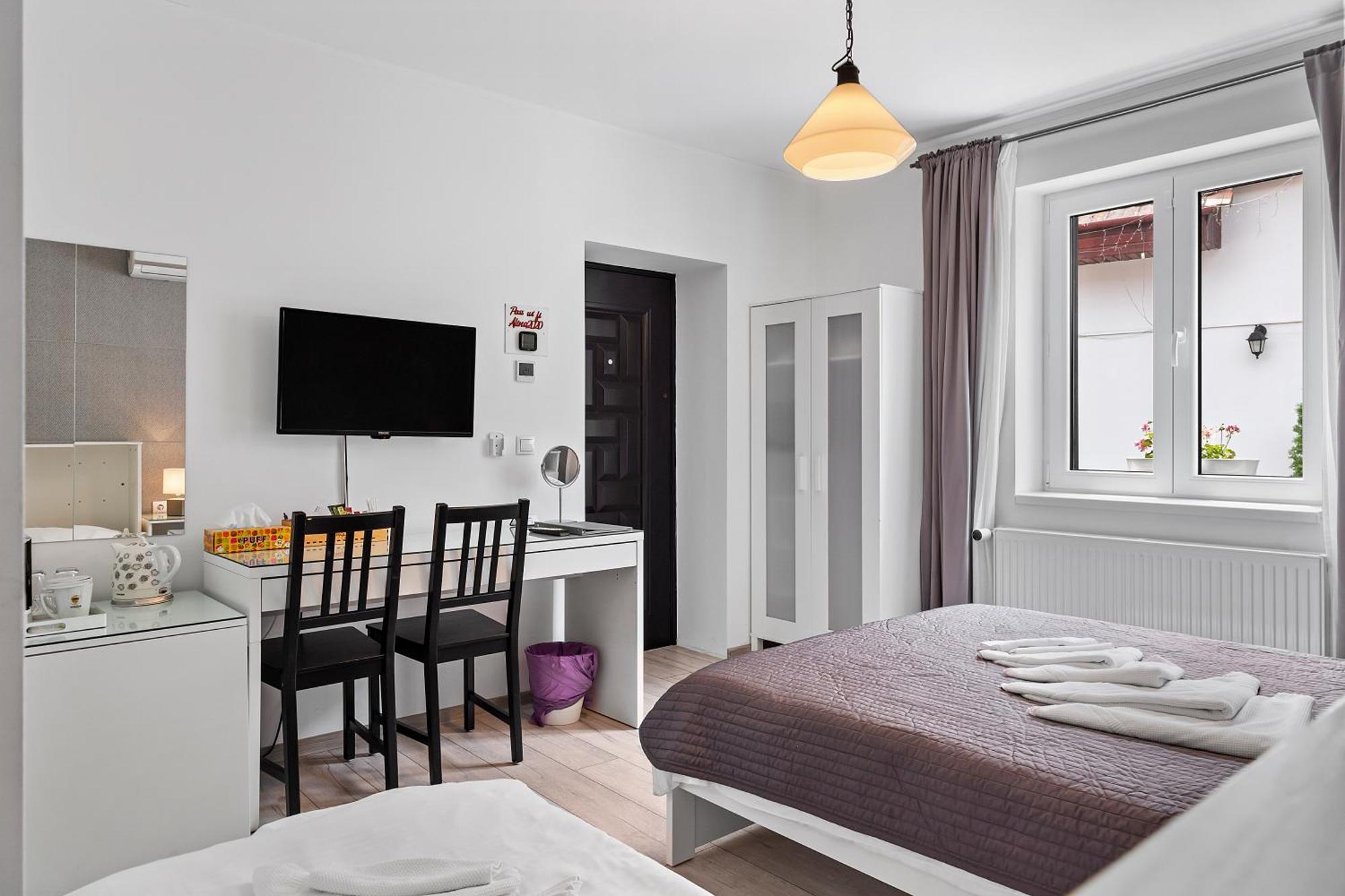 Pensiunea Alina "Adults Only" Sibiu Eksteriør billede