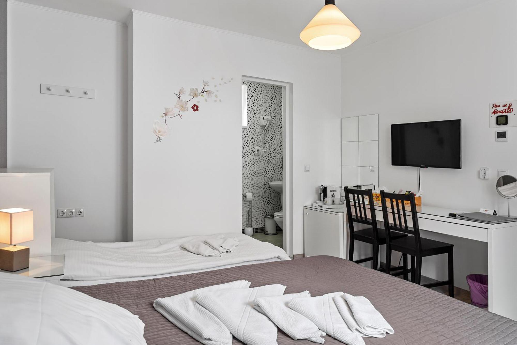 Pensiunea Alina "Adults Only" Sibiu Eksteriør billede